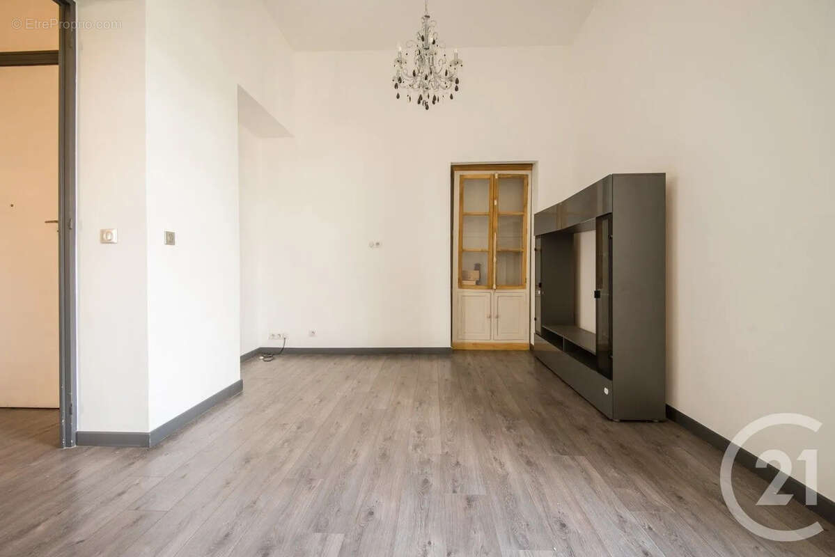 Appartement 58 m² à Nice  - photo 2
