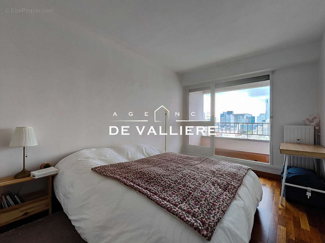 Appartement à NANTERRE