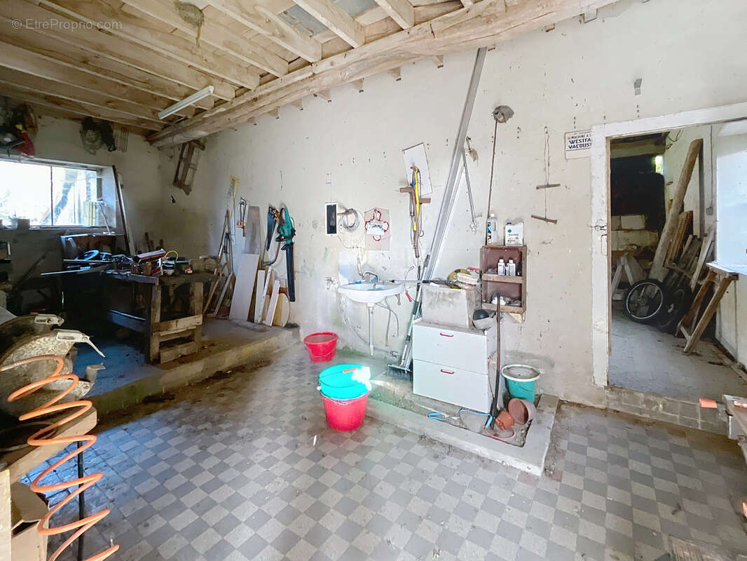 Maison à SAINT-JEAN-DE-SAVIGNY