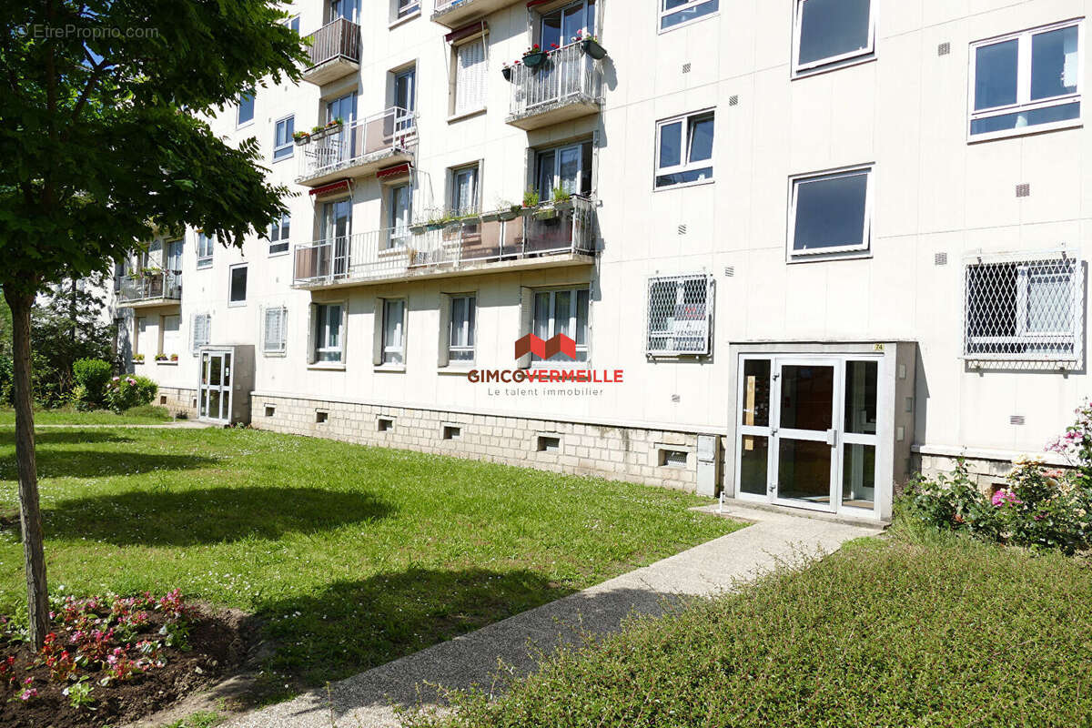 Appartement à RUEIL-MALMAISON