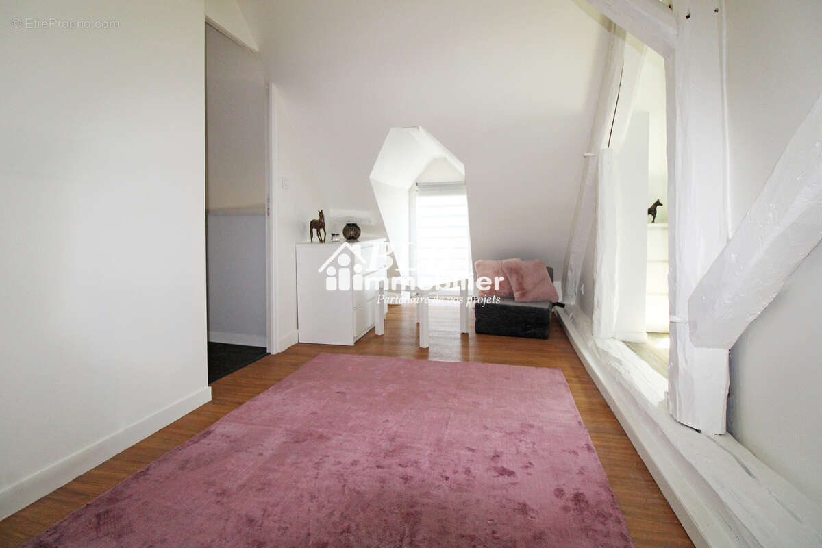 Maison 4 pièces 93m2  3 chambres + garage - photo 10