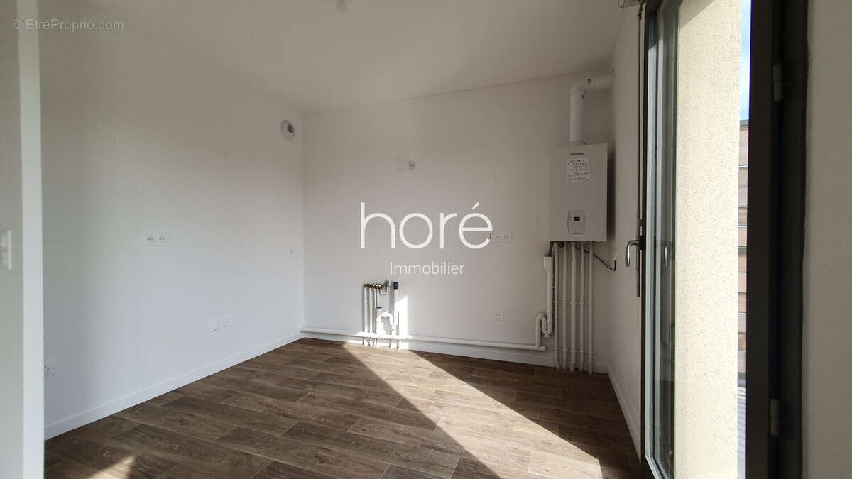 Appartement à MARLY-LA-VILLE