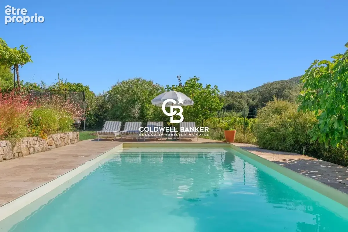 Maison de plain-pied avec piscine et vue sur les vignes, Les Borrels - 3400 Hyères-les-palmiers - photo 20