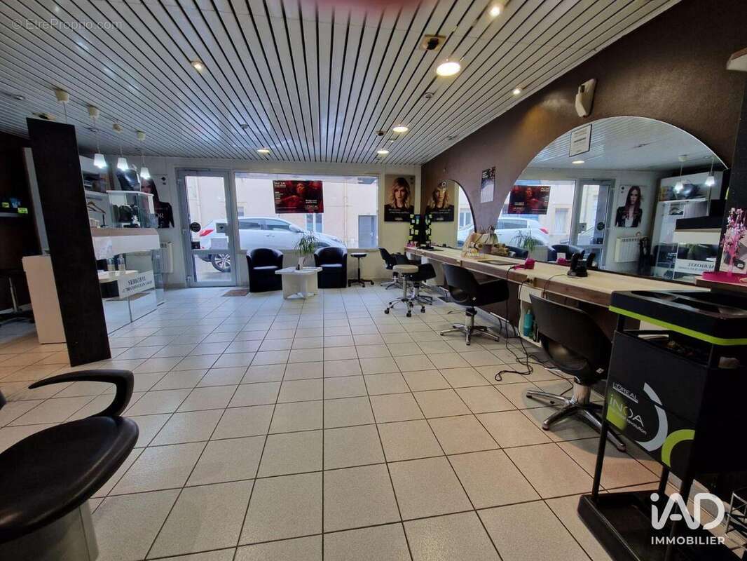 Photo 4 - Commerce à TAISSY