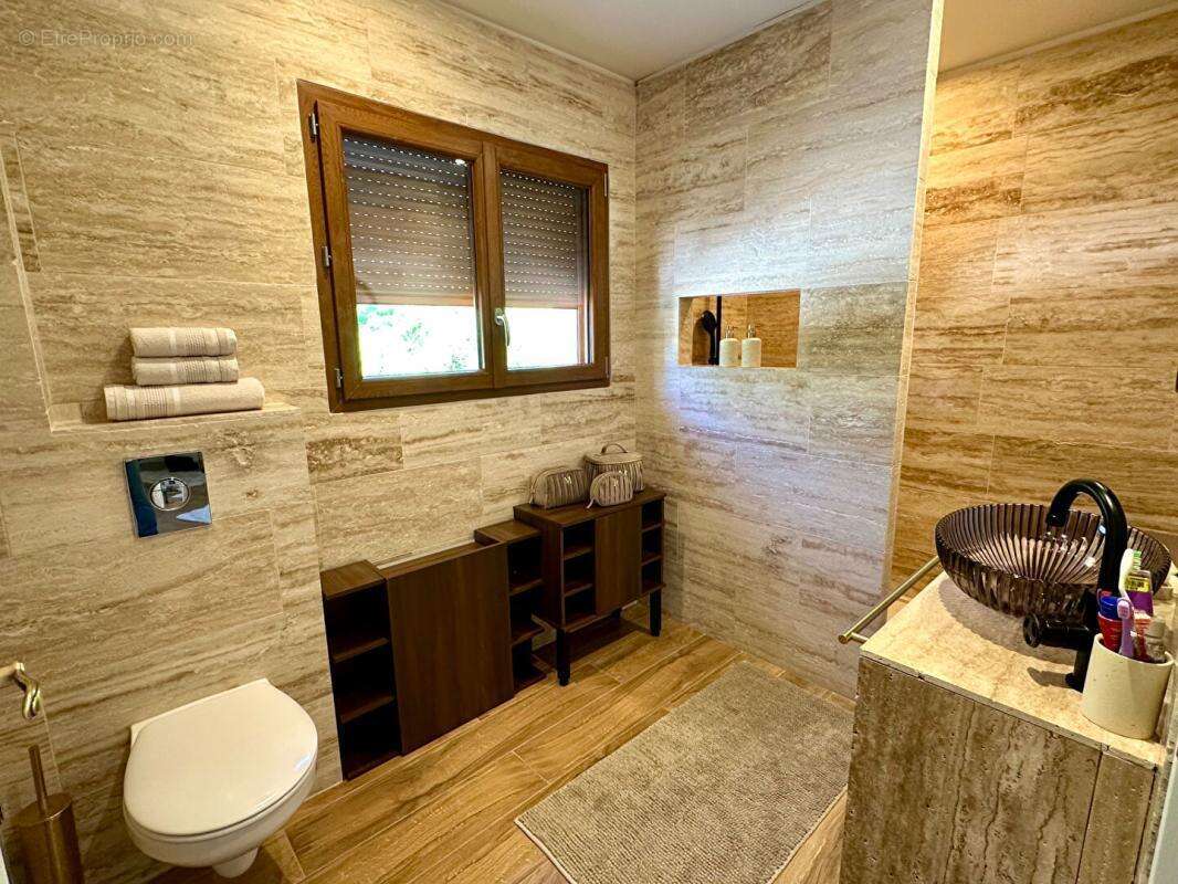 Coup de Coeur pour cette contemporaine de 150 m2 aux espaces lumineux ! - photo 14