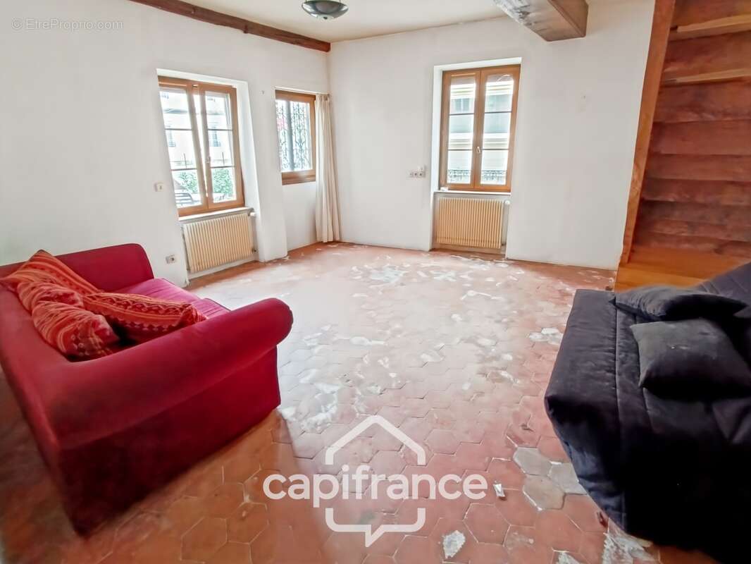 A vendre sennecey le grand maison de 136 m² - dependance et atelier de 262 m² - photo 6