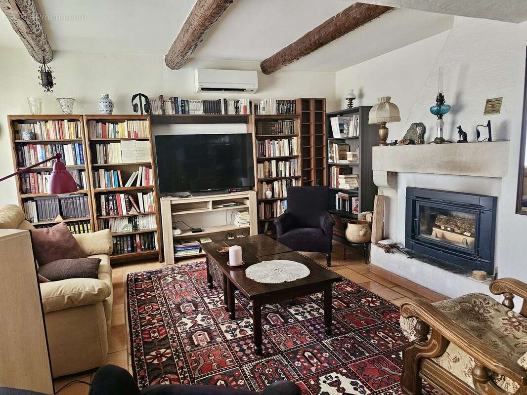Maison 175 m² à La Roque-D'antheron  - photo 5