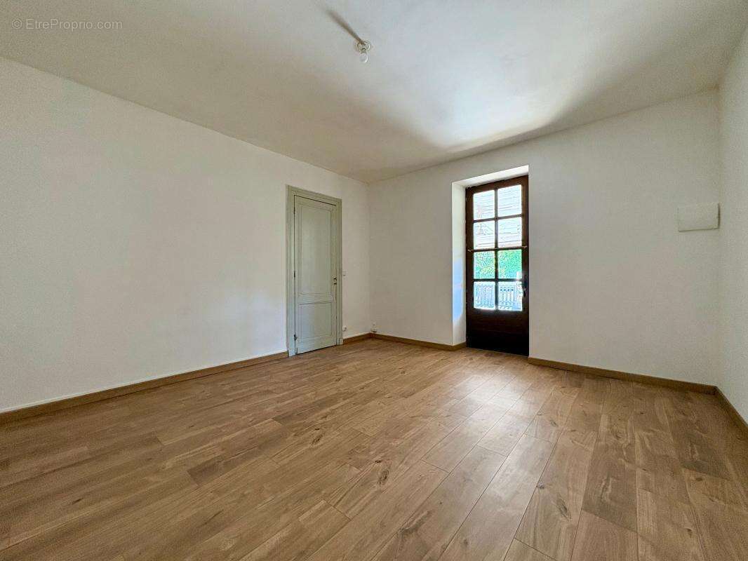 Maison à ILLATS