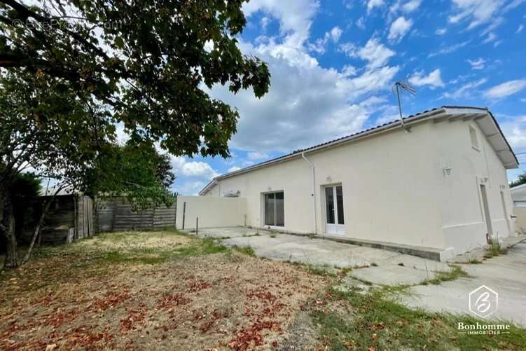 Maison 5 pièces - 147 m² - Créon - photo 2