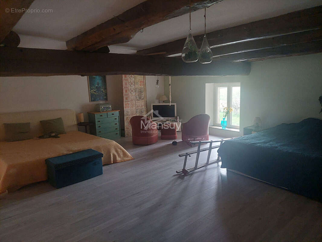 Maison à MERCY-LE-HAUT
