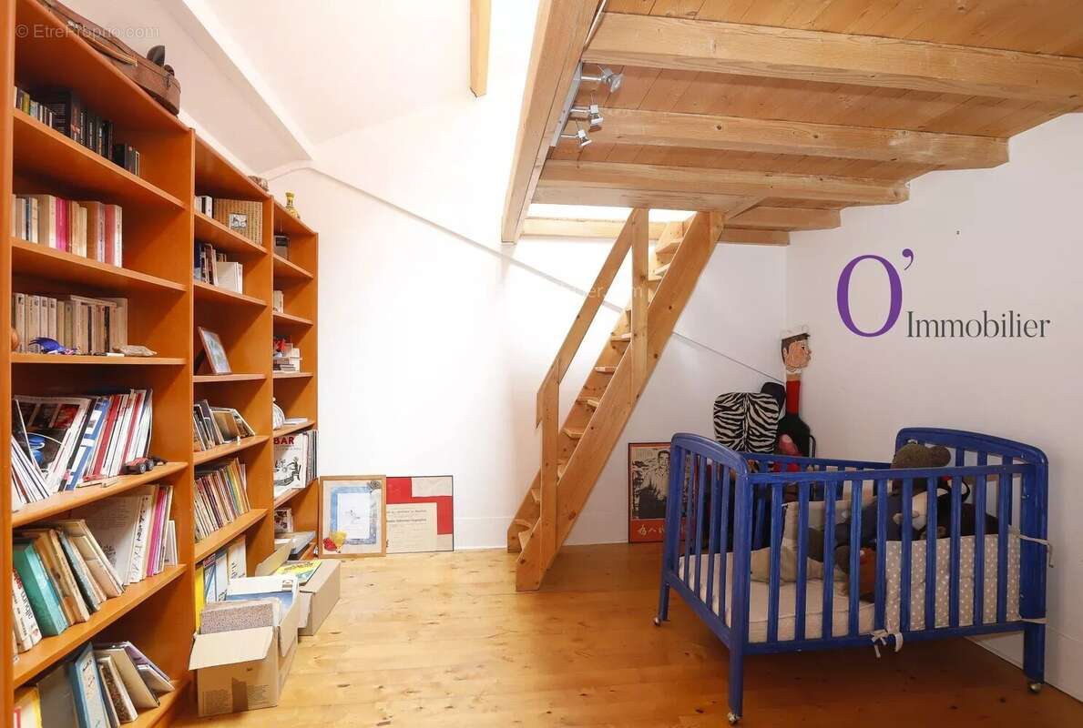 Appartement à PARIS-11E