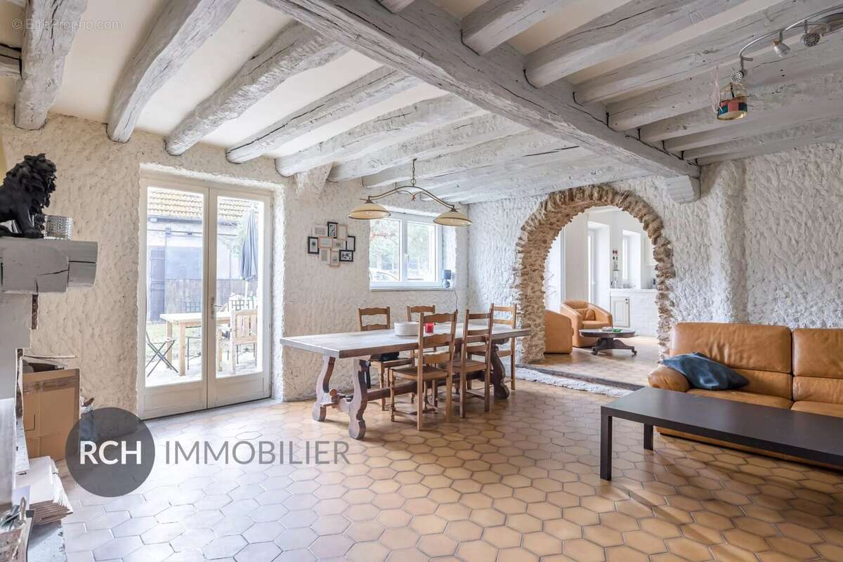 Maison à MONTFORT-L&#039;AMAURY