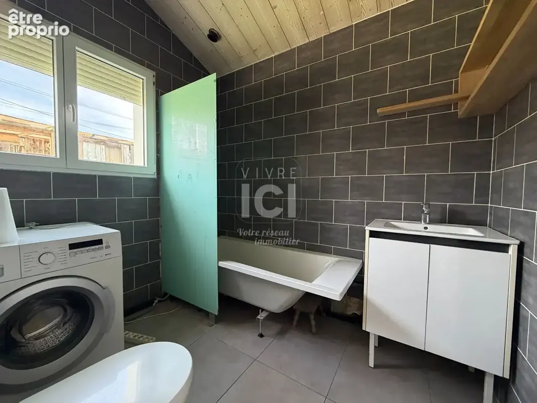 Maison Rouans 5 pièce(s) 170 m2 - photo 5