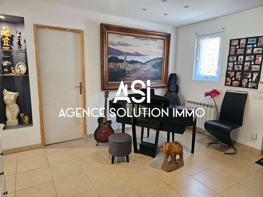 Maison 95 m² à Viviers  - photo 8