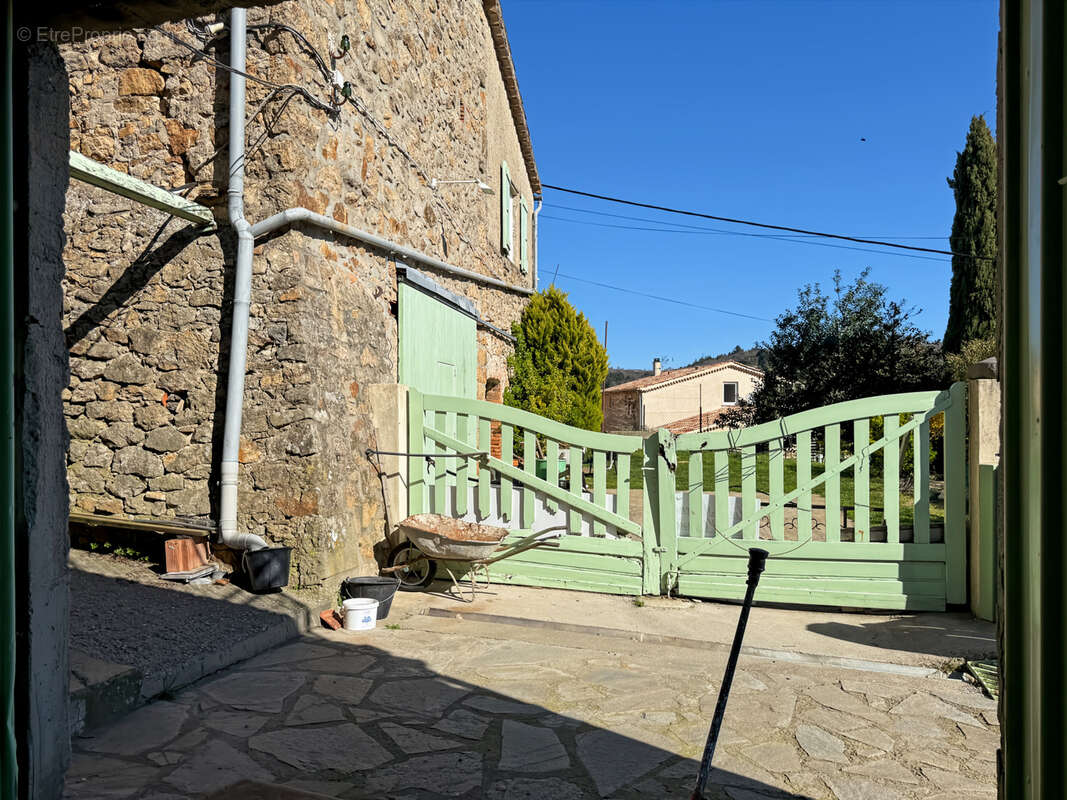 Maison à CHAZEAUX