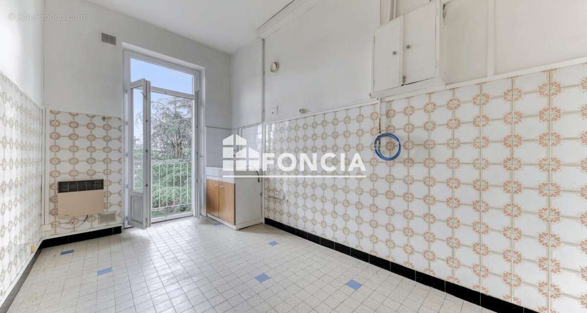 Appartement à LYON-8E