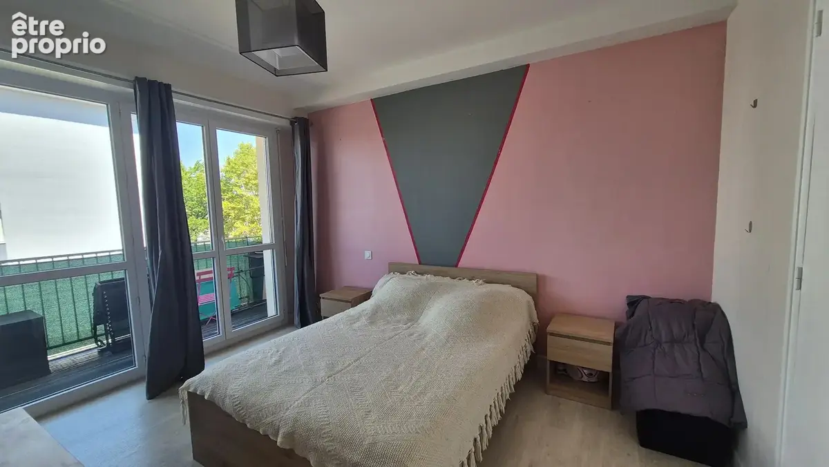 PAU, A VENDRE, Appartement T3 de 80,35 m² avec balcon, cave et garage - photo 5