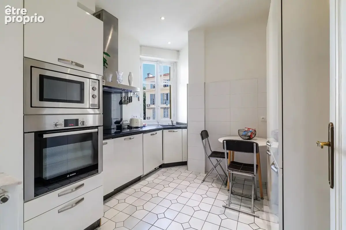 Nice Victor Hugo - Trois Pièces Etage élevé Balcon - photo 22