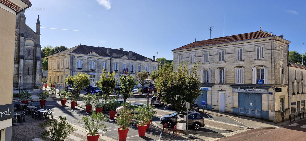 Appartement à MIRAMBEAU