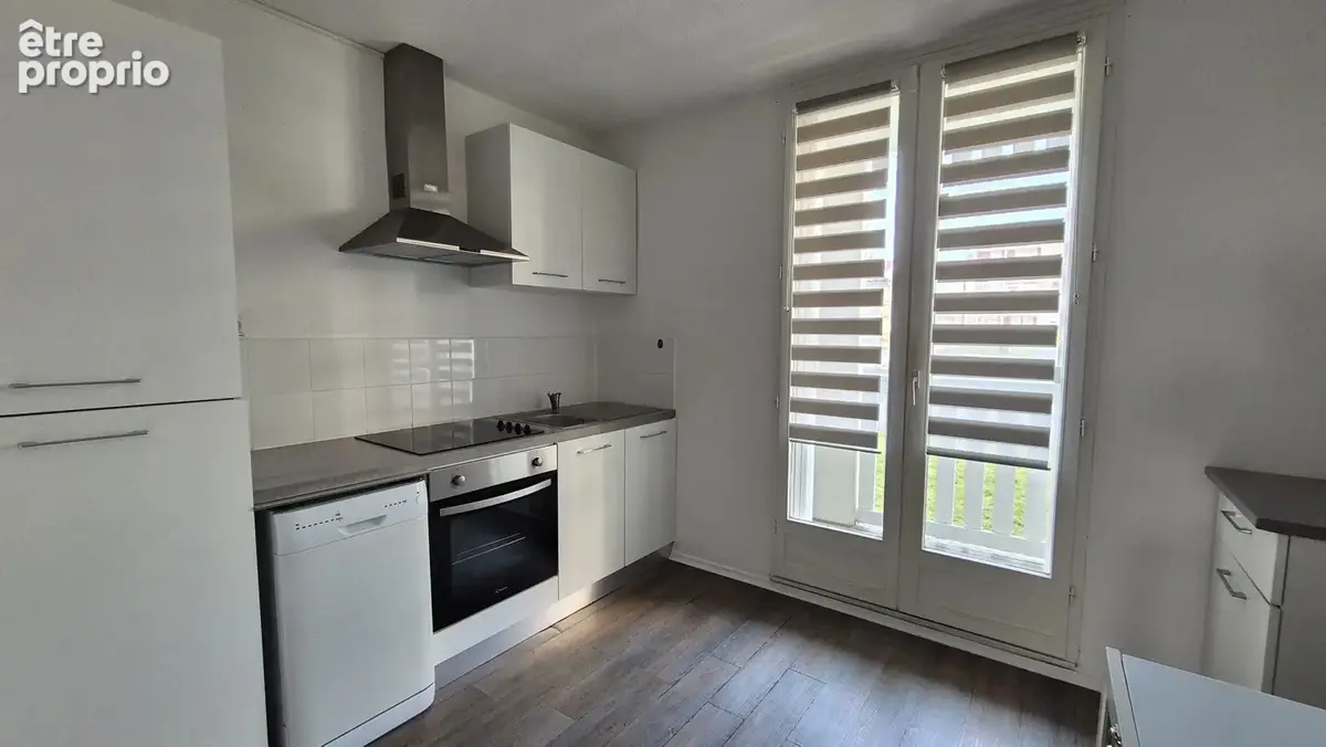 Appartement à LONS
