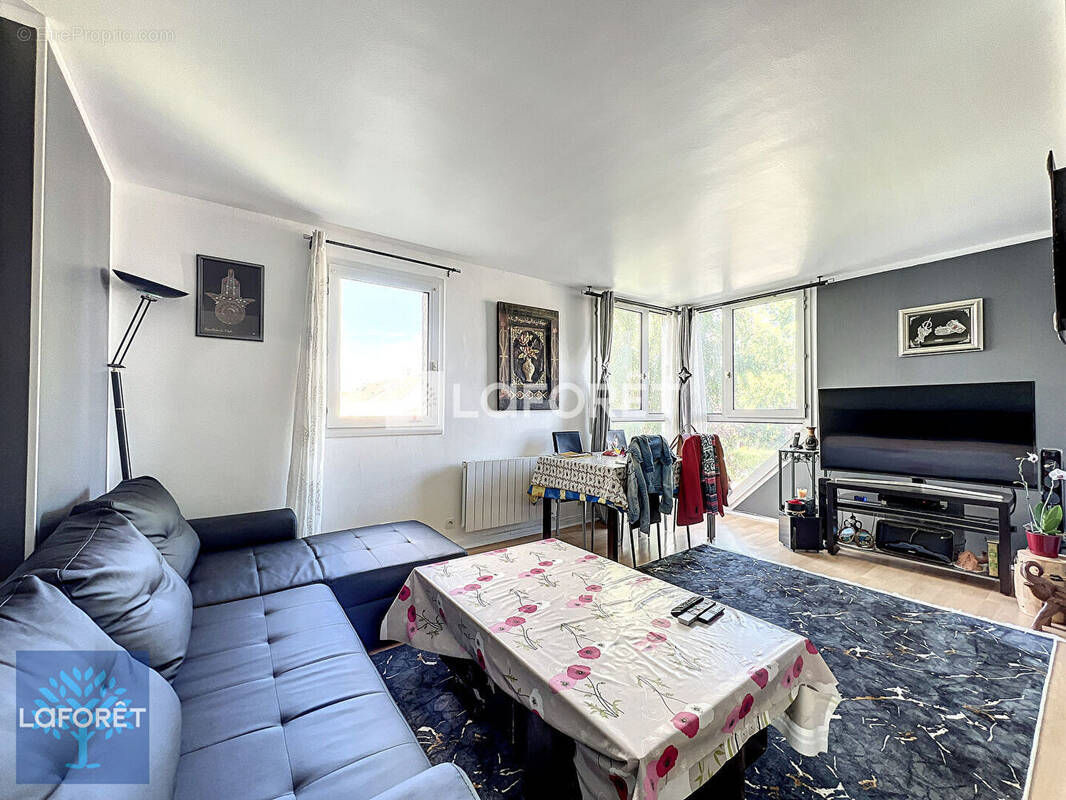 Appartement à ELANCOURT