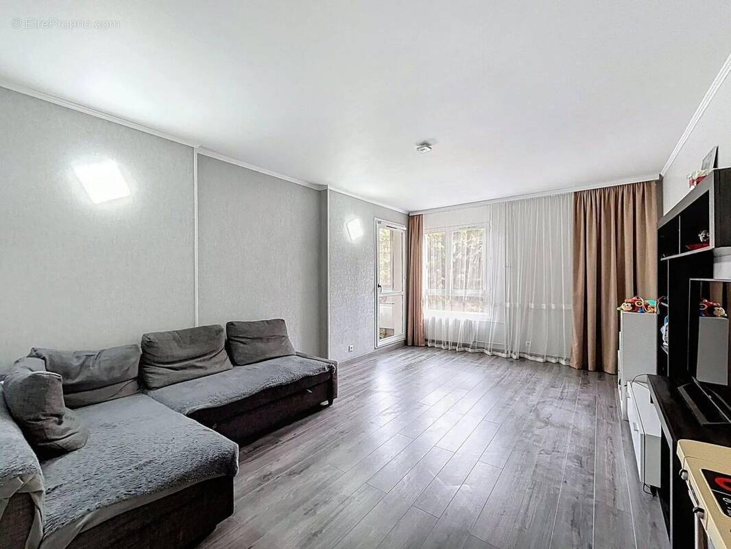 Appartement à BOISSY-SAINT-LEGER