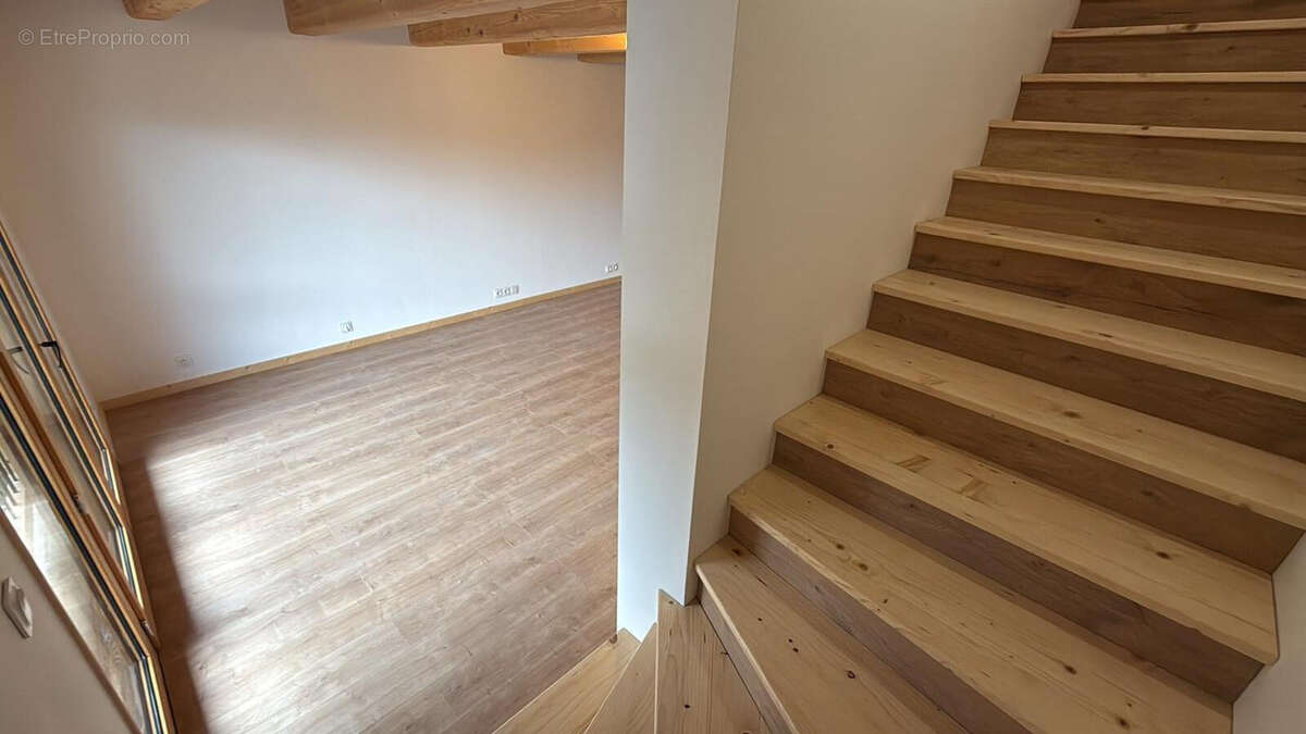 Maison à ESSERTS-BLAY