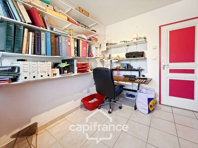 Maison à vendre  de plain-pied avec 6 pièces à SAINT UZE (26) - photo 14