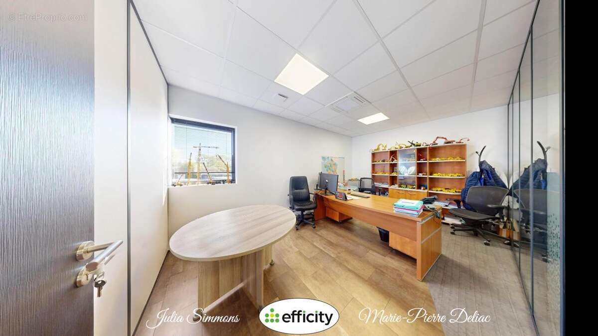 Commerce 440 m² à Plaisir  - photo 12