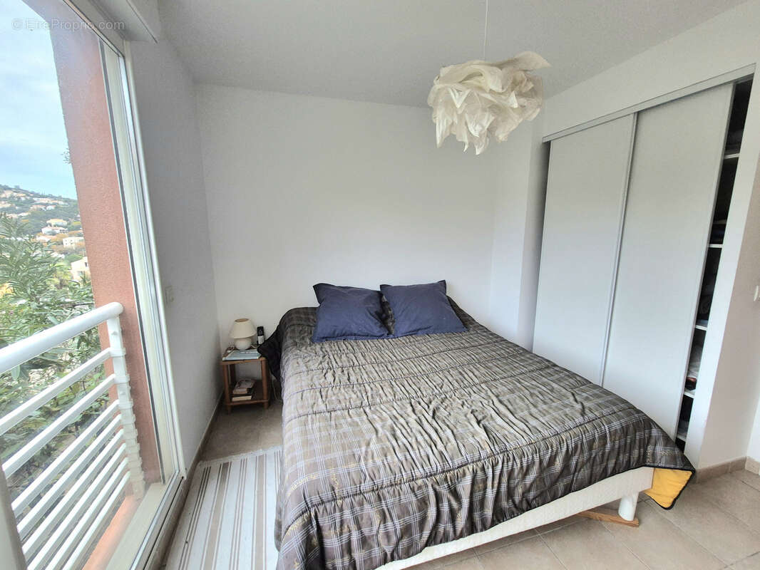 Appartement à HYERES