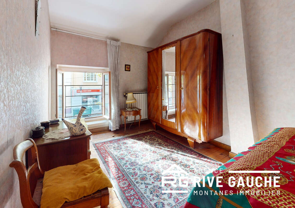 Maison à ROUSSILLON