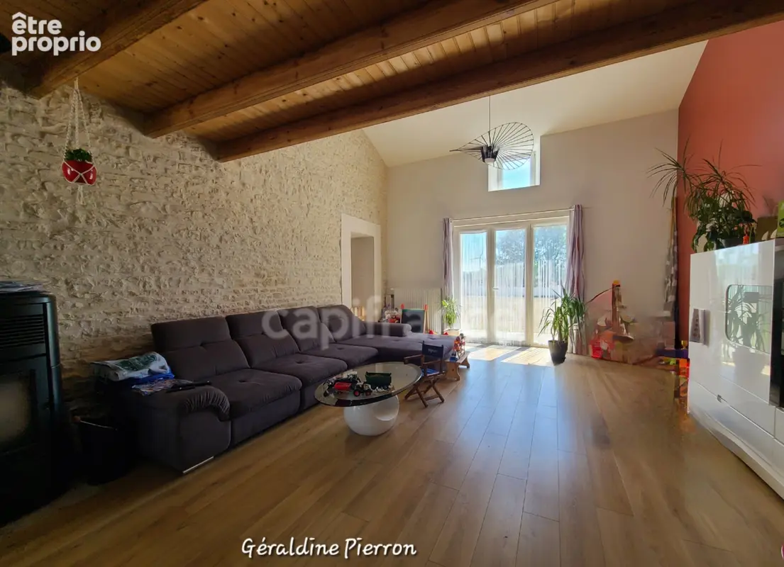 Belle longère en pierre 190 m² sur 7 000 m² de terrain avec atelier/hangar 450 m² fort potentiel professionnel ou activité - photo 6