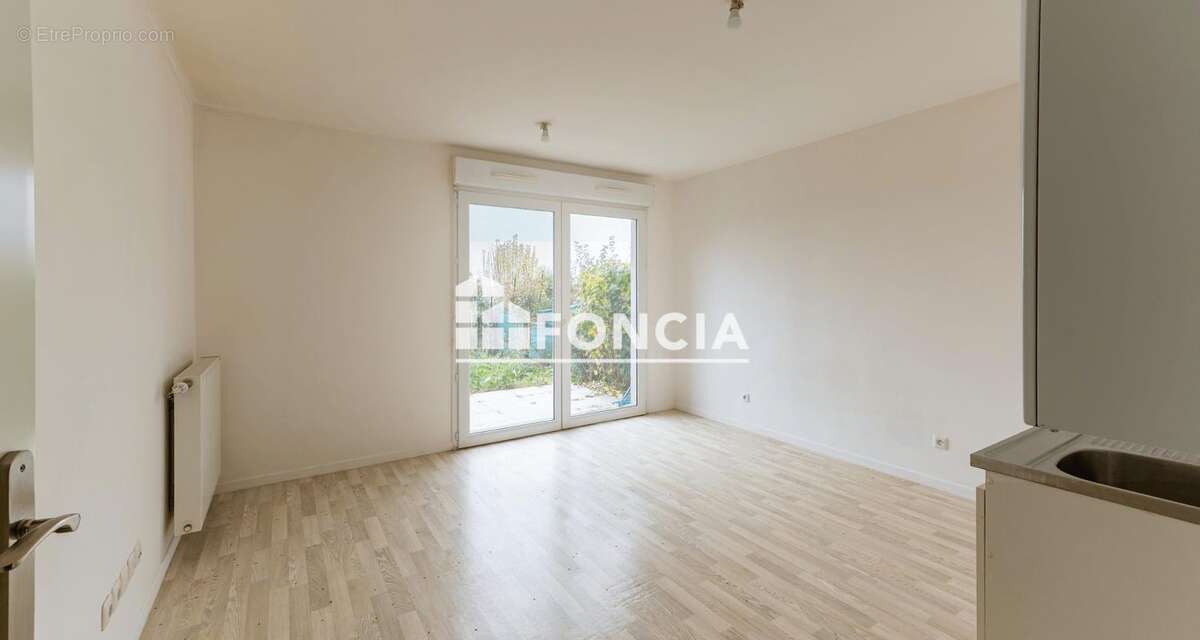 Appartement à VILLENOY