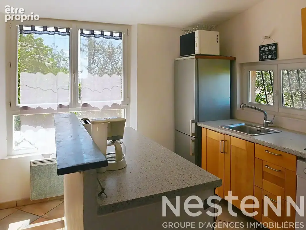 À VENDRE DRAGUIGNAN  Appartement T2 39 m² avec terrasse et piscine - photo 2