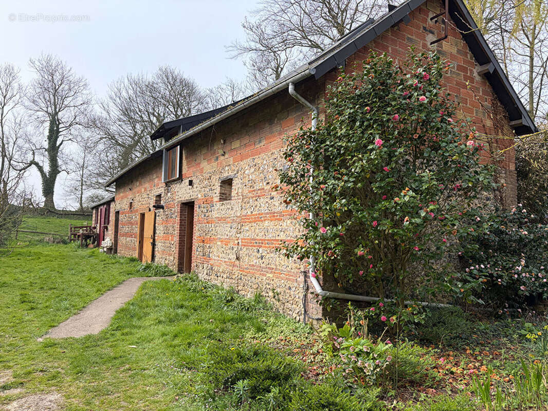 Maison à SAINT-JOUIN-BRUNEVAL