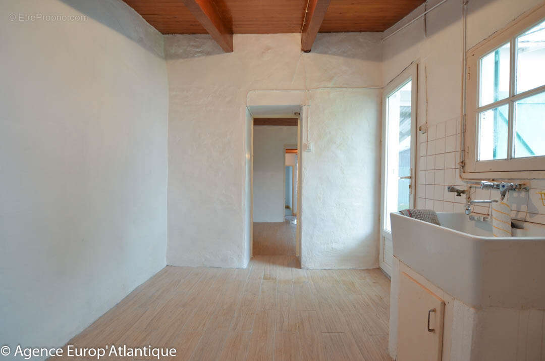 Maison à LES MATHES