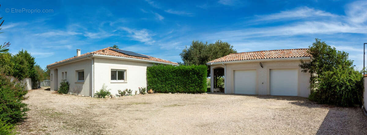 Maison à LAVERNOSE-LACASSE