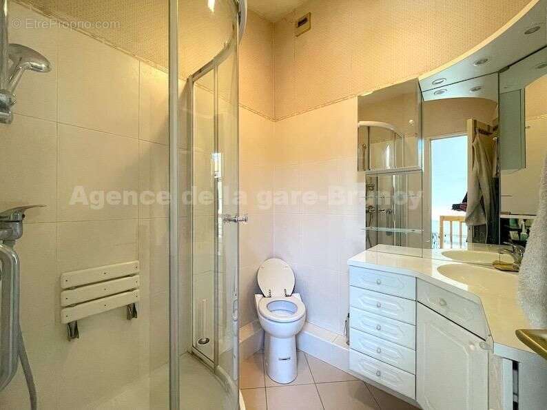 SDE - Appartement à YERRES