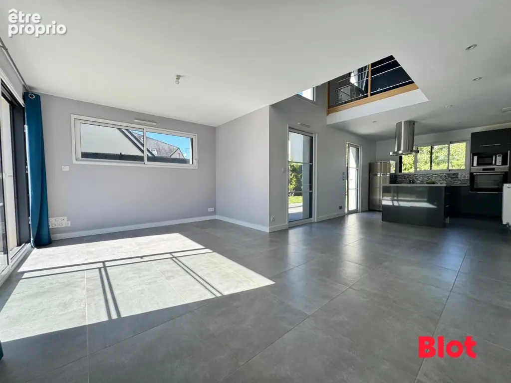 Maison 5 pièces 95 m² à vendre à Bruz (35170) - photo 2