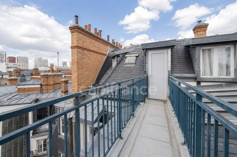 Appartement à PARIS-15E
