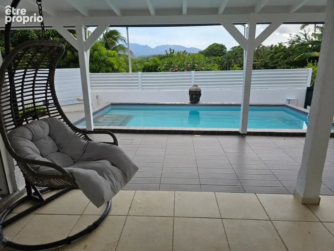 Maison à BAIE-MAHAULT