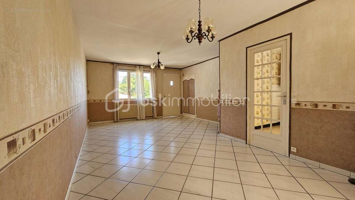 Maison Mitoyenne à Saint-Jean-de-la-Ruelle - photo 8