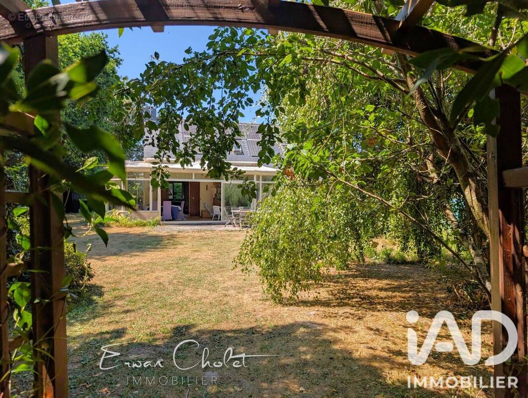 Photo 1 - Maison à LA TURBALLE