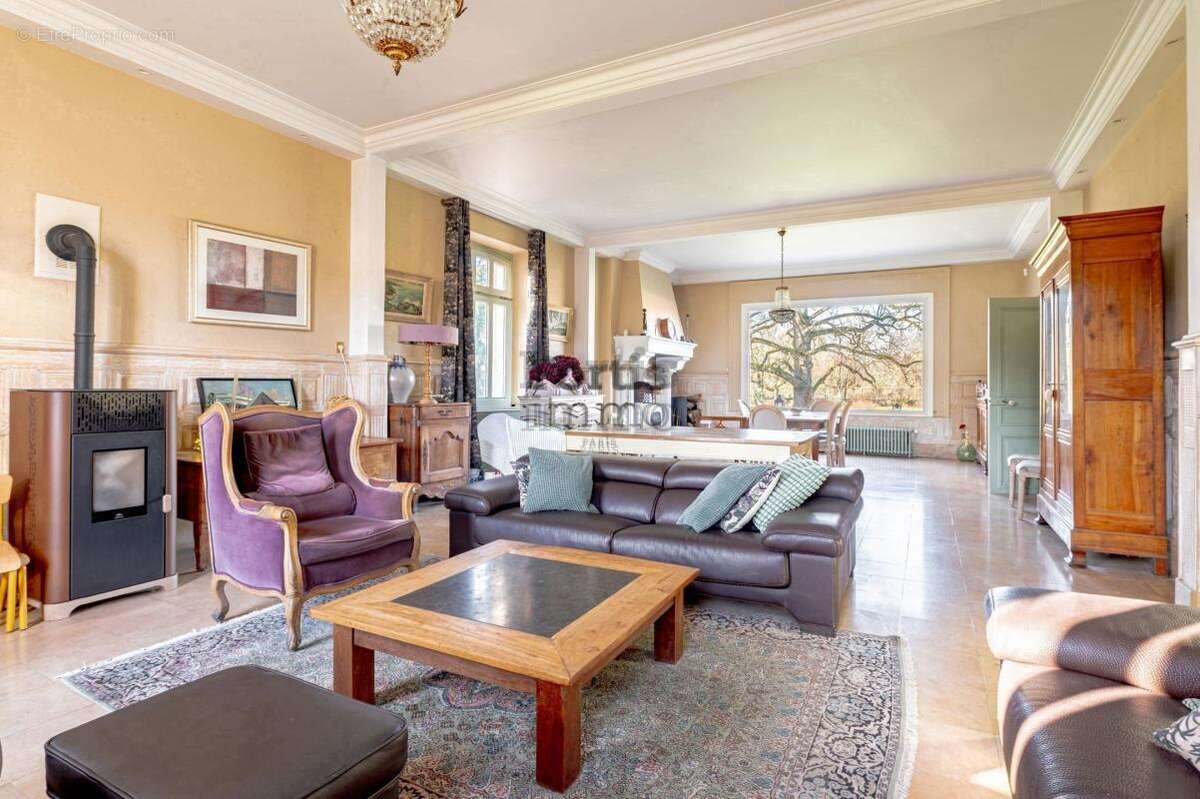 Maison à GERMIGNY-L'EVEQUE