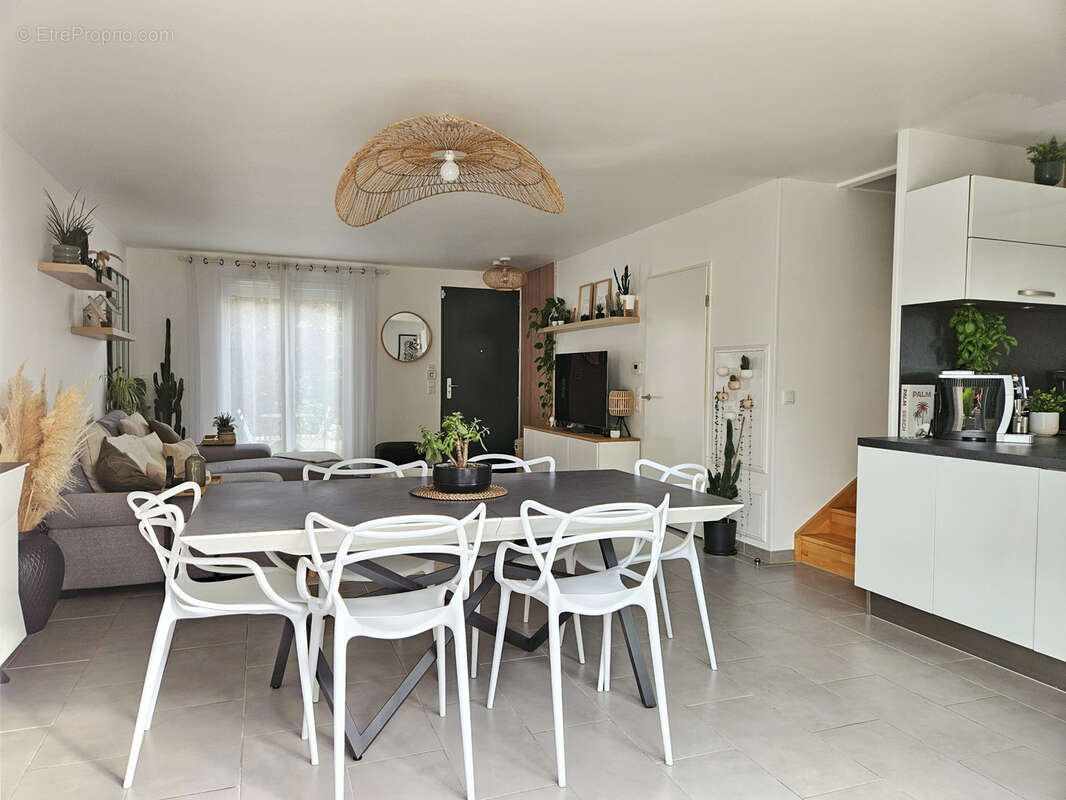 Maison à VILLECRESNES