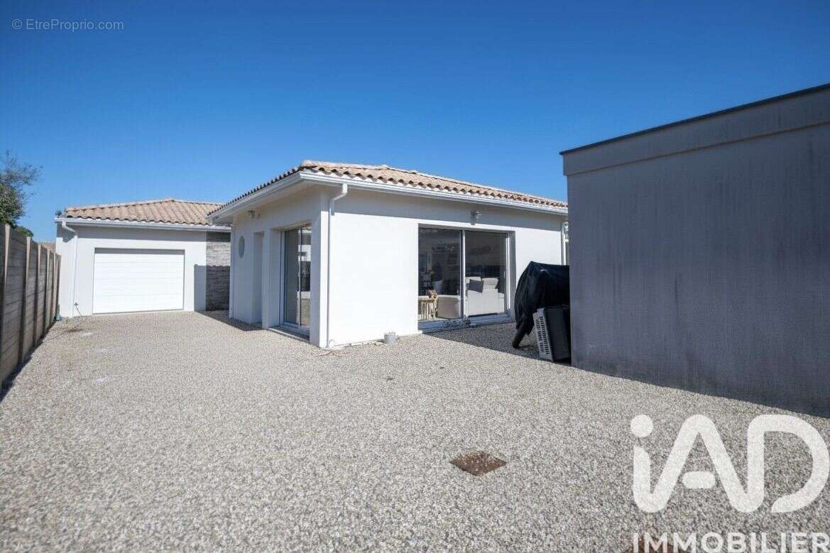 Photo 3 - Maison à LANTON