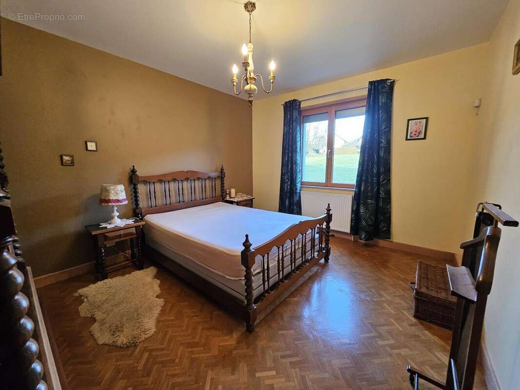 Maison à LE SYNDICAT