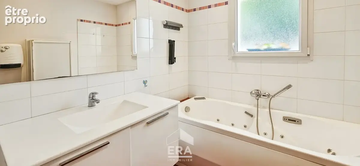 EYSINES 33320 - Maison familiale 200m²  5ch +  bureaux - 850 m² de parcelle - Calme - Garage, Jardin - photo 8