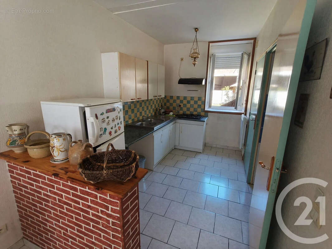 Maison à CHATEAUNEUF-VAL-DE-BARGIS
