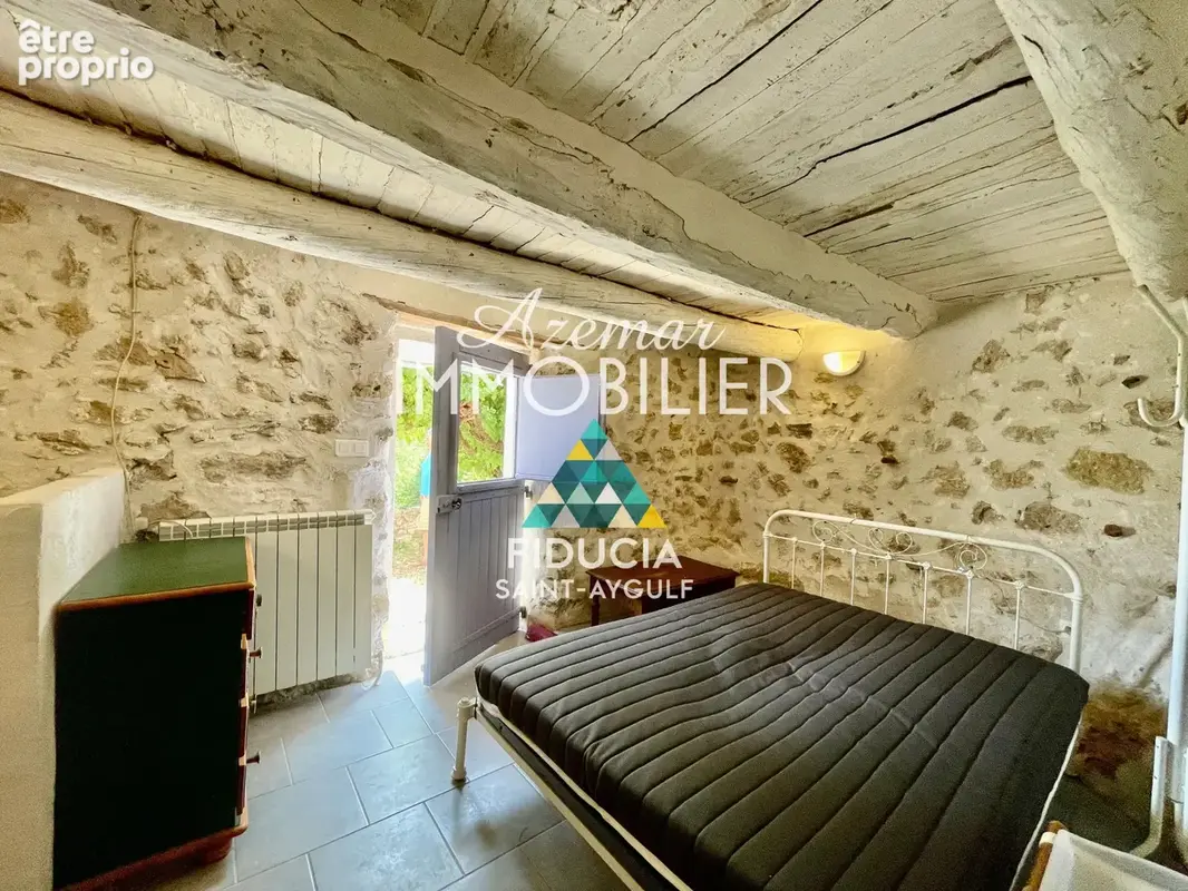 Propriete en pierre restauree 322m2 - photo 12